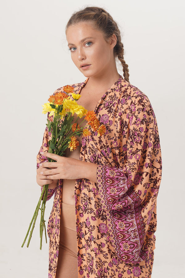 Sunbe Design ethically handmade inclusive and sustainable kimono in peach color